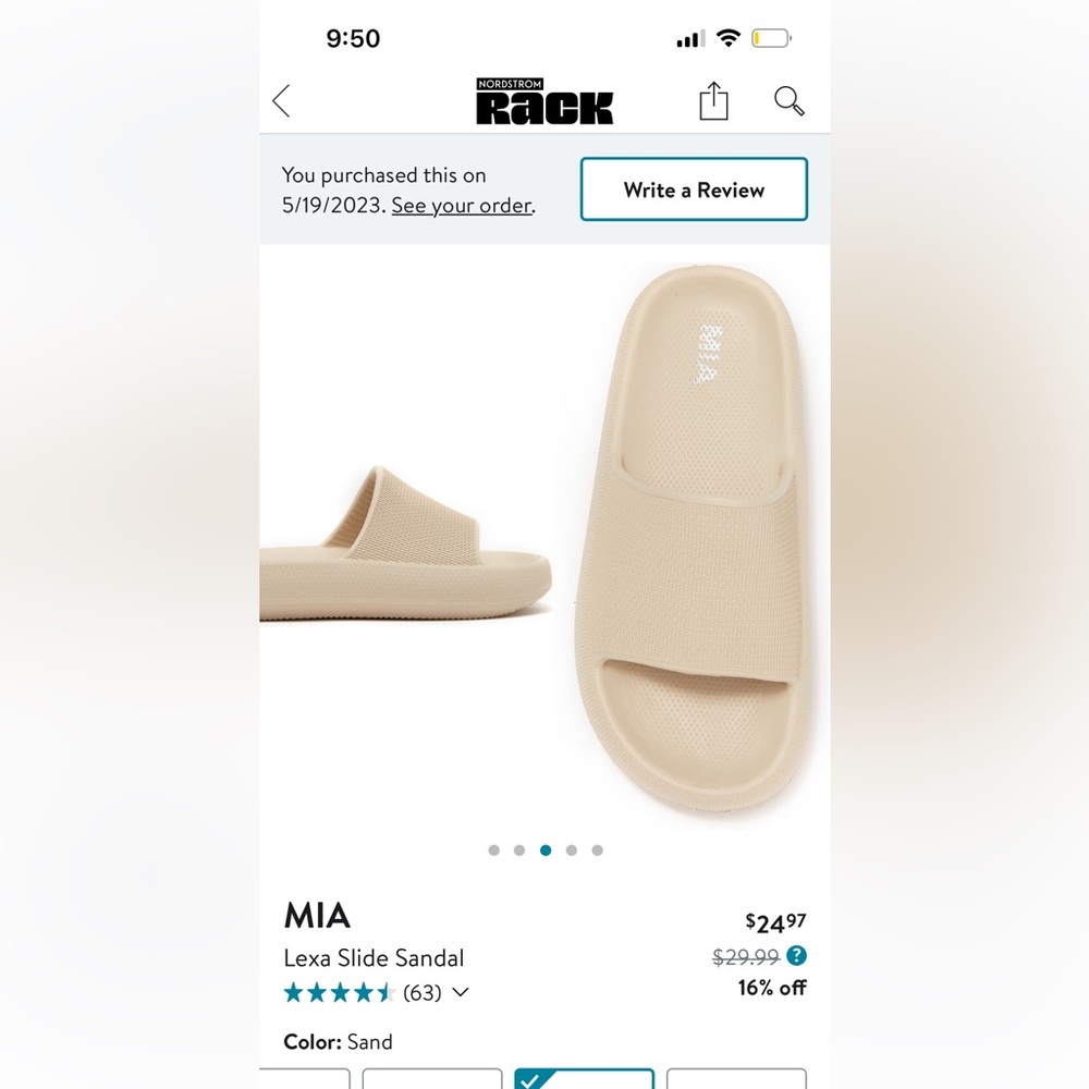 Pillow sandals